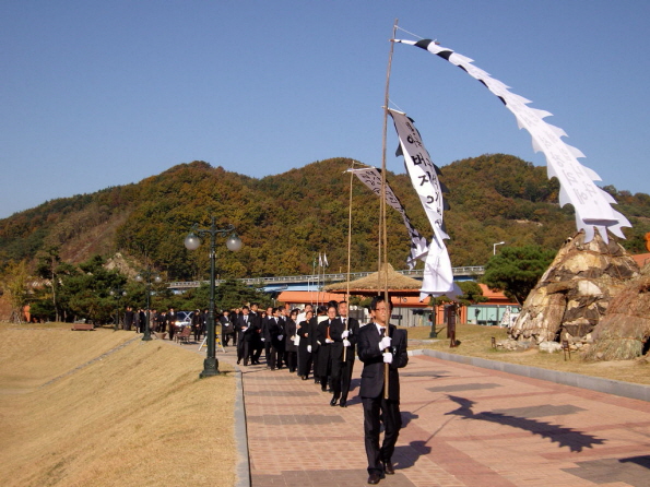 2010.11.03-손보기교수님의 노제가 있었습니다 이미지